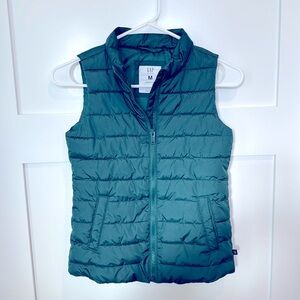 Gap Girls Green Puffer Vest, size M.